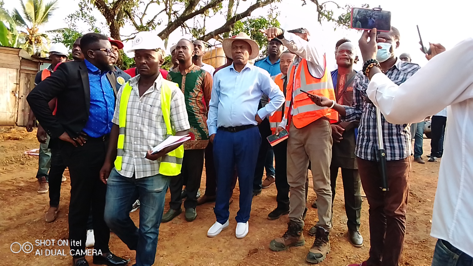 Cameroun- Sur les traces des chantiers herculiens du Maire de la ville de Kribi Guy Emmanuel SABIKANDA 9