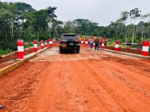 Cameroun- ponts sur les rivières Mebolo et Yembe : Le MINTP apprécie les travaux 4