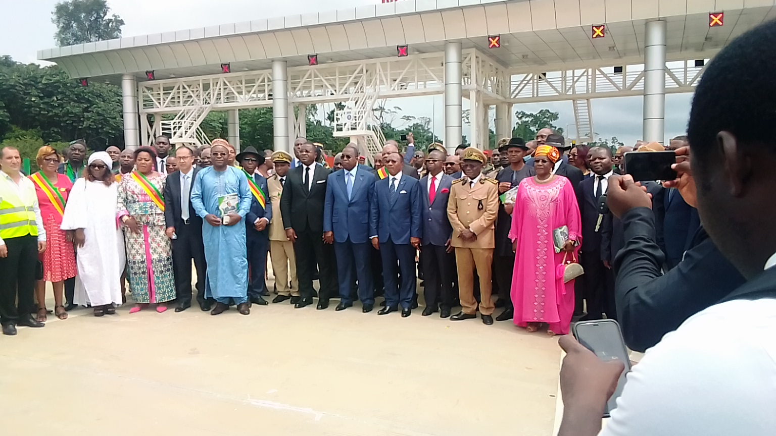 Cameroun-Le pays met en service l'autoroute Kribi-Lolabe 7