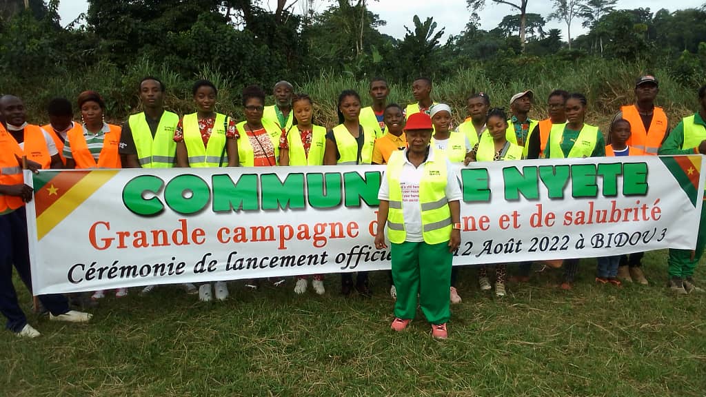 Cameroun-Commune de Niété LE MAIRE Pr MARTHE ISABELLE ABOLO MINKO ÉDANDÉ LANCE L' OPÉRATION "TOUT NIÉTE PROPRE". 1