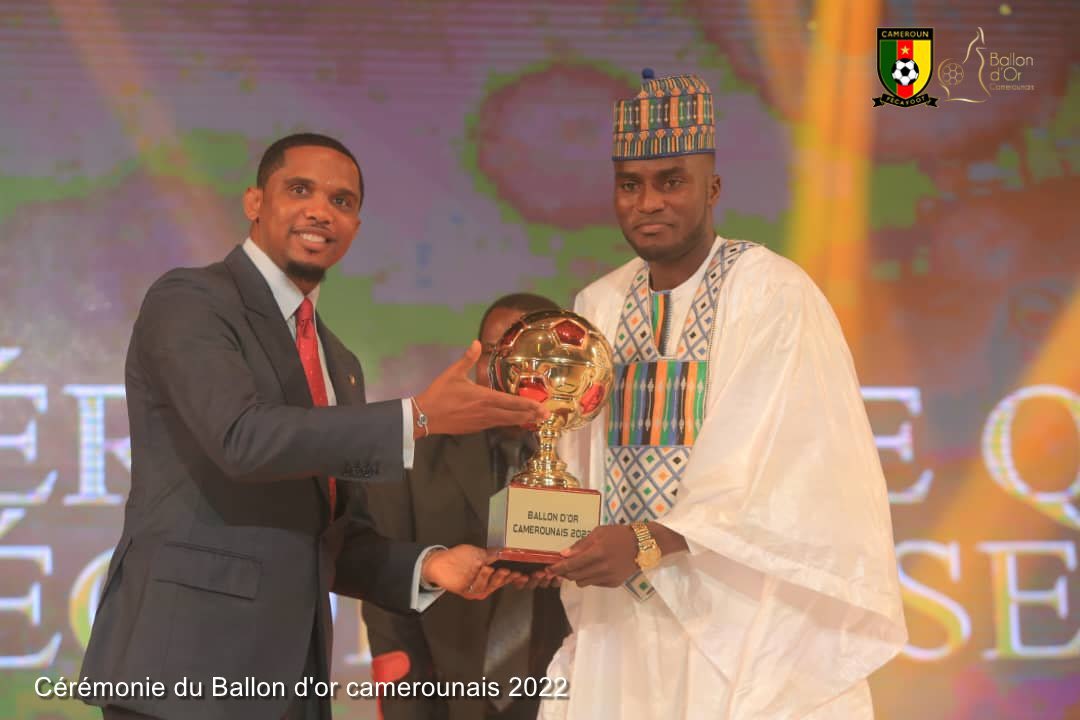 Cérémonie de remise du ballon d'or camerounais 2022 : Voici la preuve du boycott de Narcisse Mouele Kombi 1