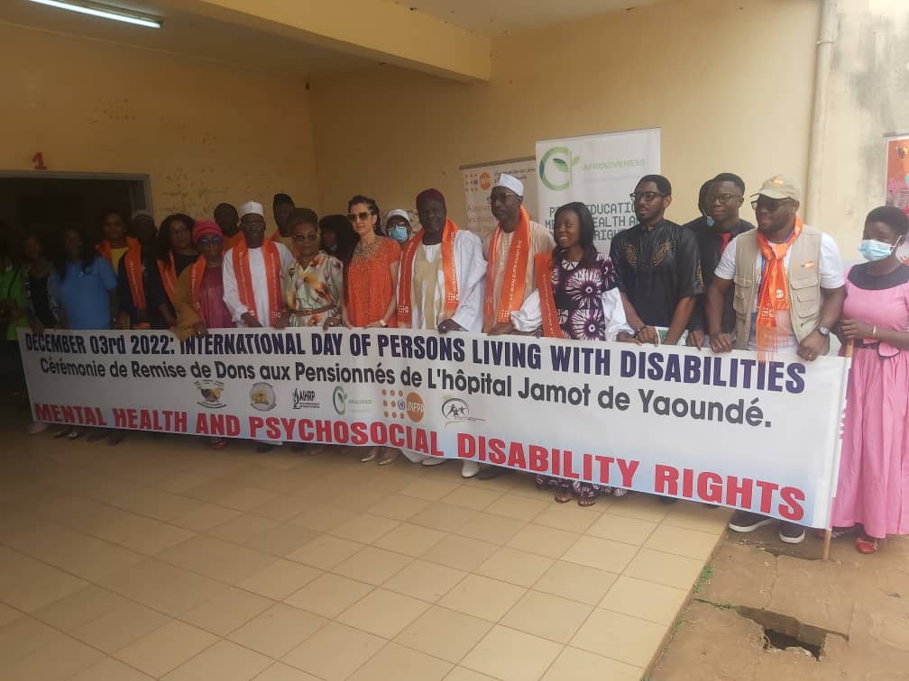 Cameroun : 16 jours d’activisme : Les parlementaires et l'Unfpa au chevet des personnes atteintes de maladie mentale 1