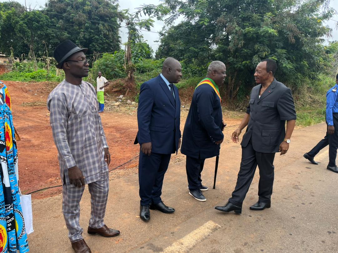 Cameroun- Chantiers routiers: NGANOU DJOUMESSI visite ceux du Centre et l'Est 1