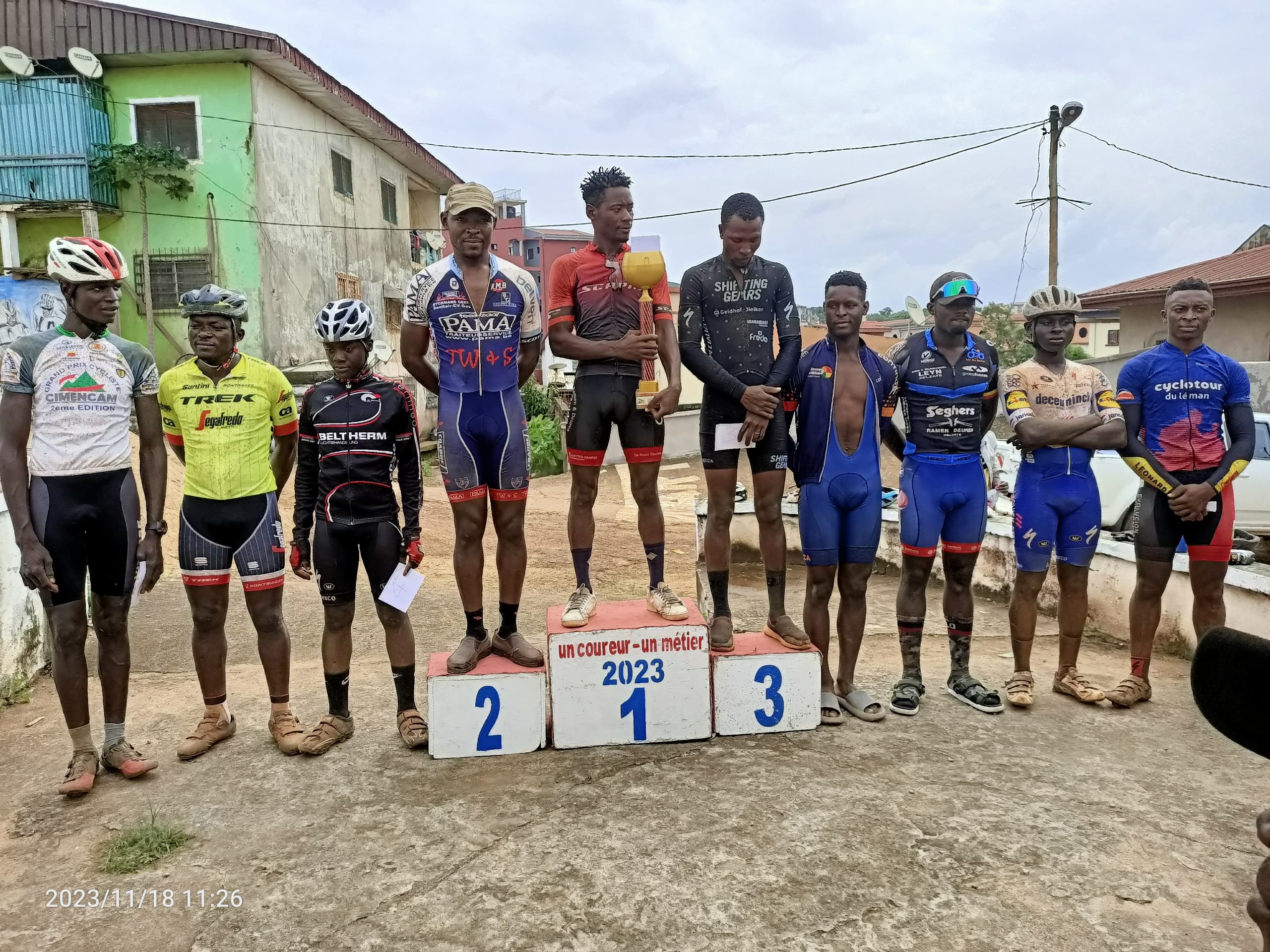 Cyclisme- Ca me dit vélo acte 6 Joël Zang renoue avec le maillot jaune 1
