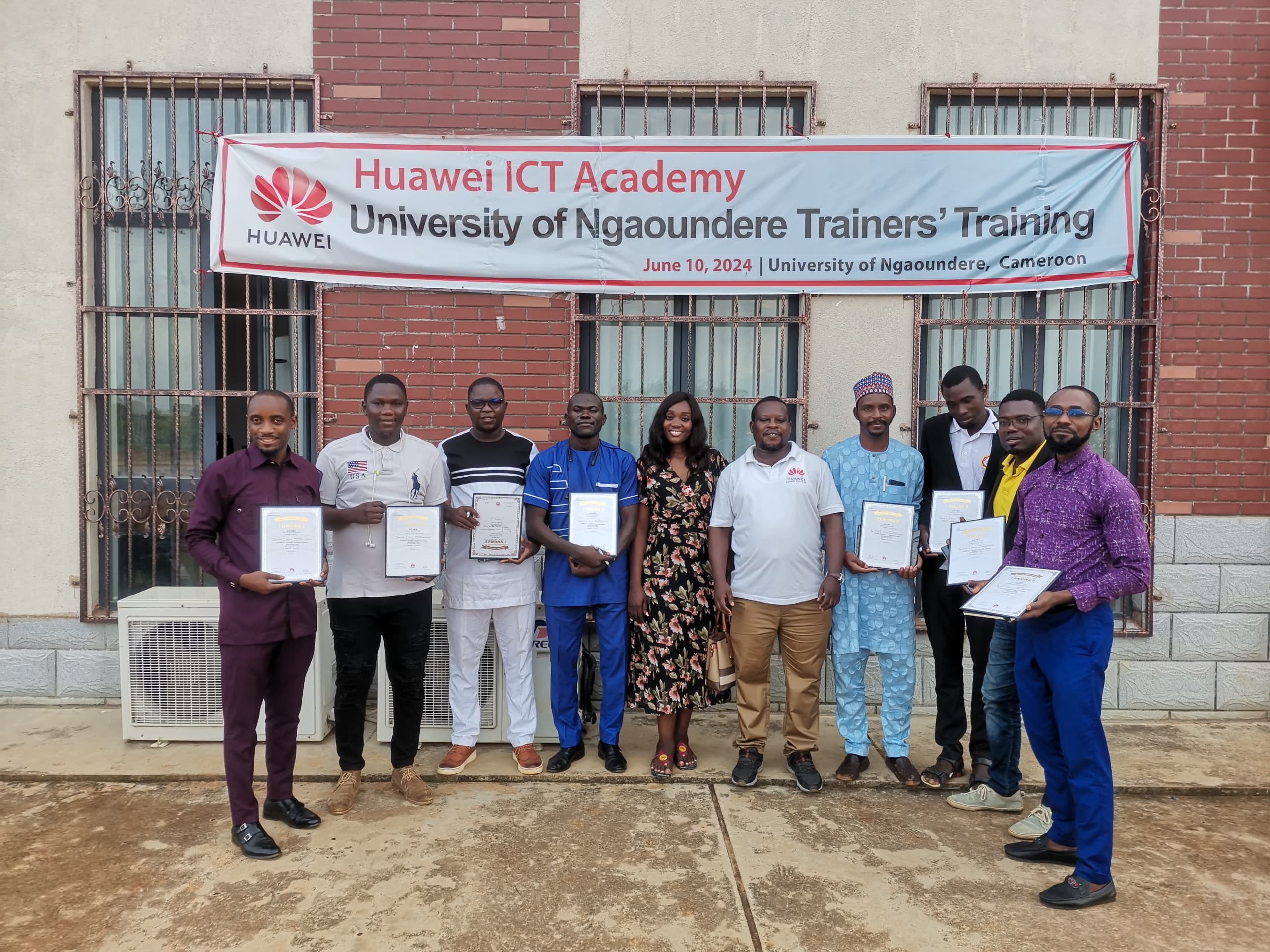 Cameroun– Partenariat Université de Ngaoundéré- HUAWEI : 10 enseignants formés au programme de certification HCIA-Datacom 1