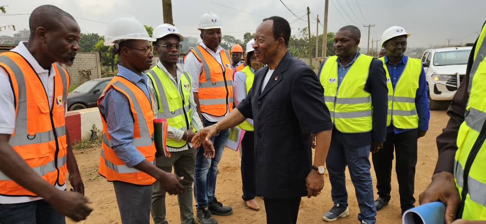 Cameroun- Exécution des travaux d’entretien confortatif de certaines routes revêtues du réseau national: le MINTP visite les régions du Centre, Sud, Littoral et Ouest 1