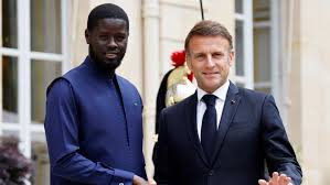 Sénégal: la France a remis deux emprises de l'armée française aux autorités du pays 8