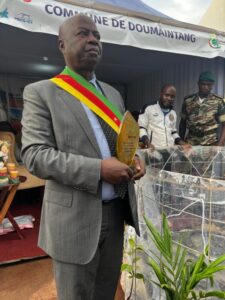 Cameroun- JEICOM 25 - Distinctions : la commune de Doumaintang reçoit la palme du meilleur stand 4