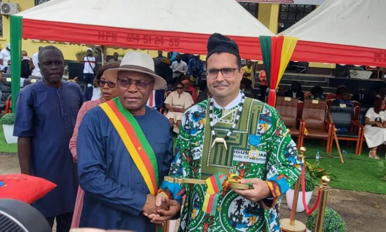 Cameroun- S.E IGNACIO GARCIA fait notable et citoyen d'honneur de la ville de Kribi 13