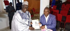 Cameroun - « Paul Biya et la Jeunesse camerounaise, hier, aujourd’hui et demain »: Le livre qui répond aux « fausses informations », dédicacé à Garoua 4