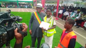 Cameroun- "Merci Monsieur le Maire" les mots des 1800 stagiaires au Maire de la ville de Kribi 15