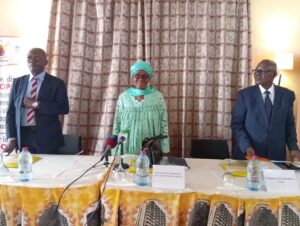 Cameroun -𝐋’𝐚𝐭𝐞𝐥𝐢𝐞𝐫 𝐝𝐞 𝐦𝐢𝐬𝐞 𝐞𝐧 𝐩𝐥𝐚𝐜𝐞 𝐝𝐞 𝐝𝐞𝐮𝐱 𝐫𝐨𝐨𝐬𝐭𝐞𝐫𝐬 𝐧𝐚𝐭𝐢𝐨𝐧𝐚𝐮𝐱 𝐝𝐚𝐧𝐬 𝐥𝐚 𝐥𝐮𝐭𝐭𝐞 𝐜𝐨𝐧𝐭𝐫𝐞 𝐥𝐞𝐬 𝐕𝐁𝐆 : 𝐔𝐧 𝐩𝐚𝐬 𝐯𝐞𝐫𝐬 l'amélioration  𝐝𝐞 𝐥𝐚 𝐩𝐫𝐢𝐬𝐞 𝐞𝐧 𝐜𝐡𝐚𝐫𝐠𝐞 𝐝𝐞 𝐥𝐚 𝐬𝐚𝐧𝐭e 𝐝𝐞𝐬 𝐟𝐞𝐦𝐦𝐞𝐬 𝐚𝐮 𝐂𝐚𝐦𝐞𝐫𝐨𝐮𝐧 4