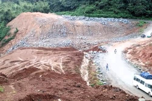 Falaise de Dschang : nouveau risque d’affaissement, le Mintp ordonne des mesures d’urgence 1