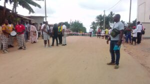 Cameroun-Axe routier DOMBE AFAN-MABE à Kribi, le Maire tient sa promesse 16