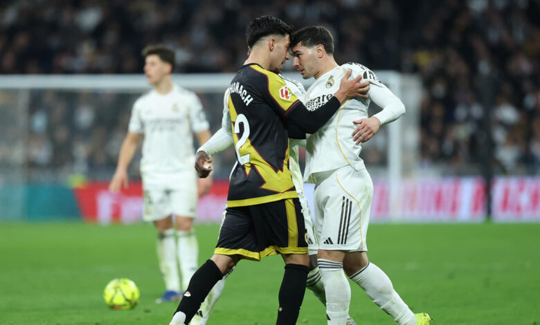 Tension entre Akhomach et Díaz après un match de Liga 1