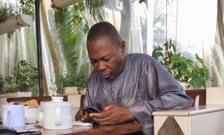 Essomba critique l'entourage présidentiel camerounais 1