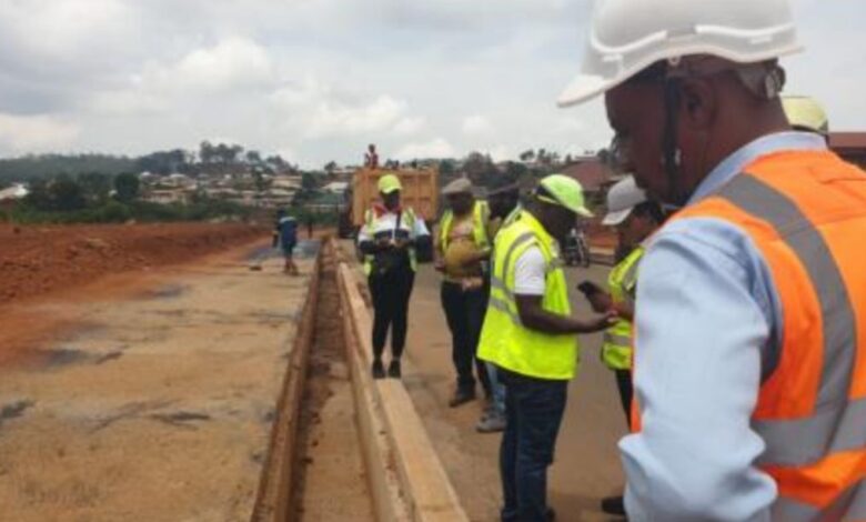 Cameroun - Construction de la route Ndu–Nkambe : l'entreprise est concentrée sur le système d'assainissement 1