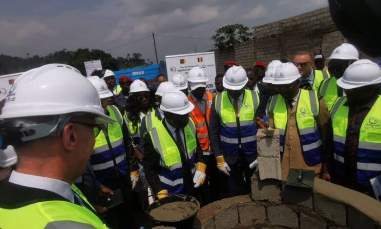 Cameroun - Reconfiguration du réseau d'alimentation en eau potable de Yaoundé et ses environs : La première pierre posée 1